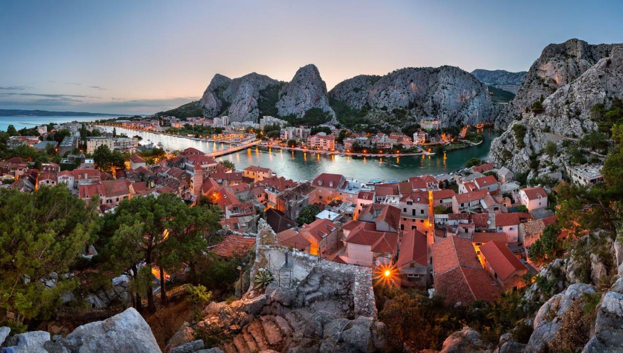 Holiday Village Home Kamenica Kostanje ภายนอก รูปภาพ
